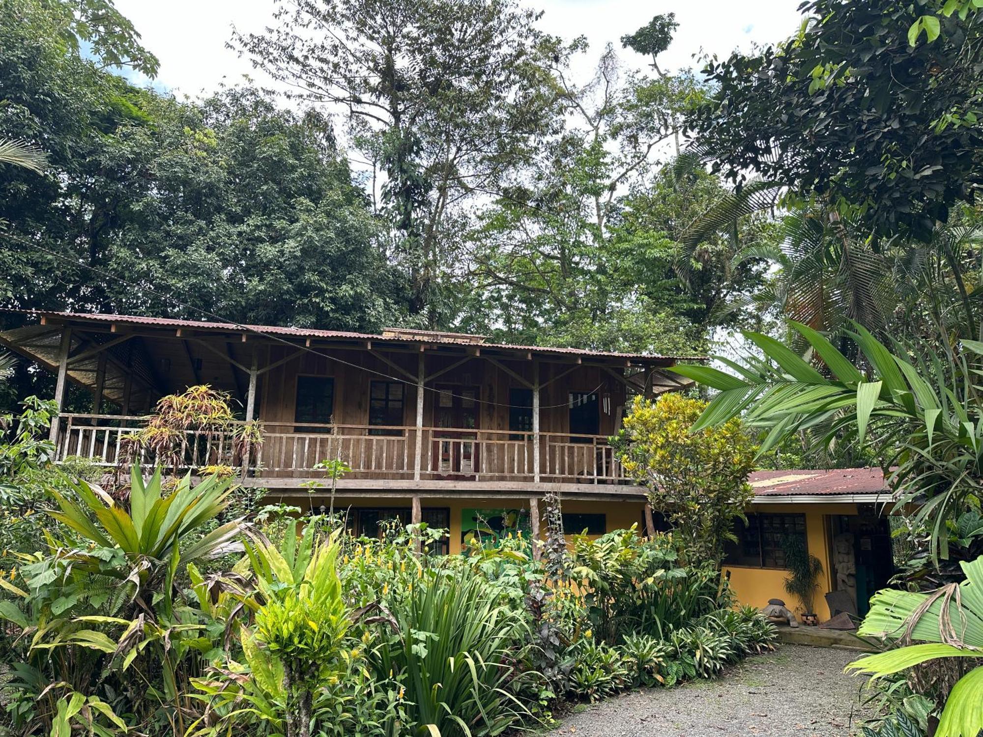Casa Rio Blanco Eco Friendly B&B Guapiles Bagian luar foto